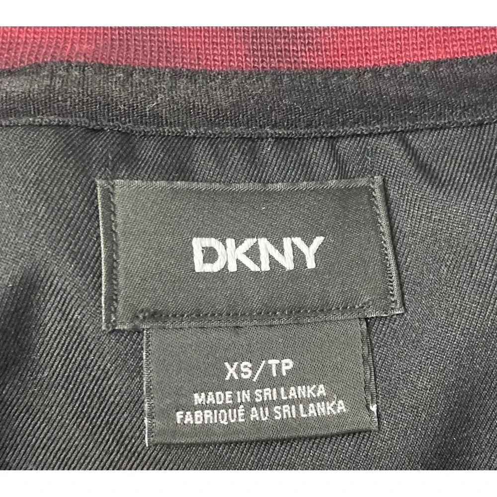 DKNY Tie Dye Crewneck Sweatshirt Black Red Pocket Casual Pullover Top XS‎ TP - Picture 5 of 13